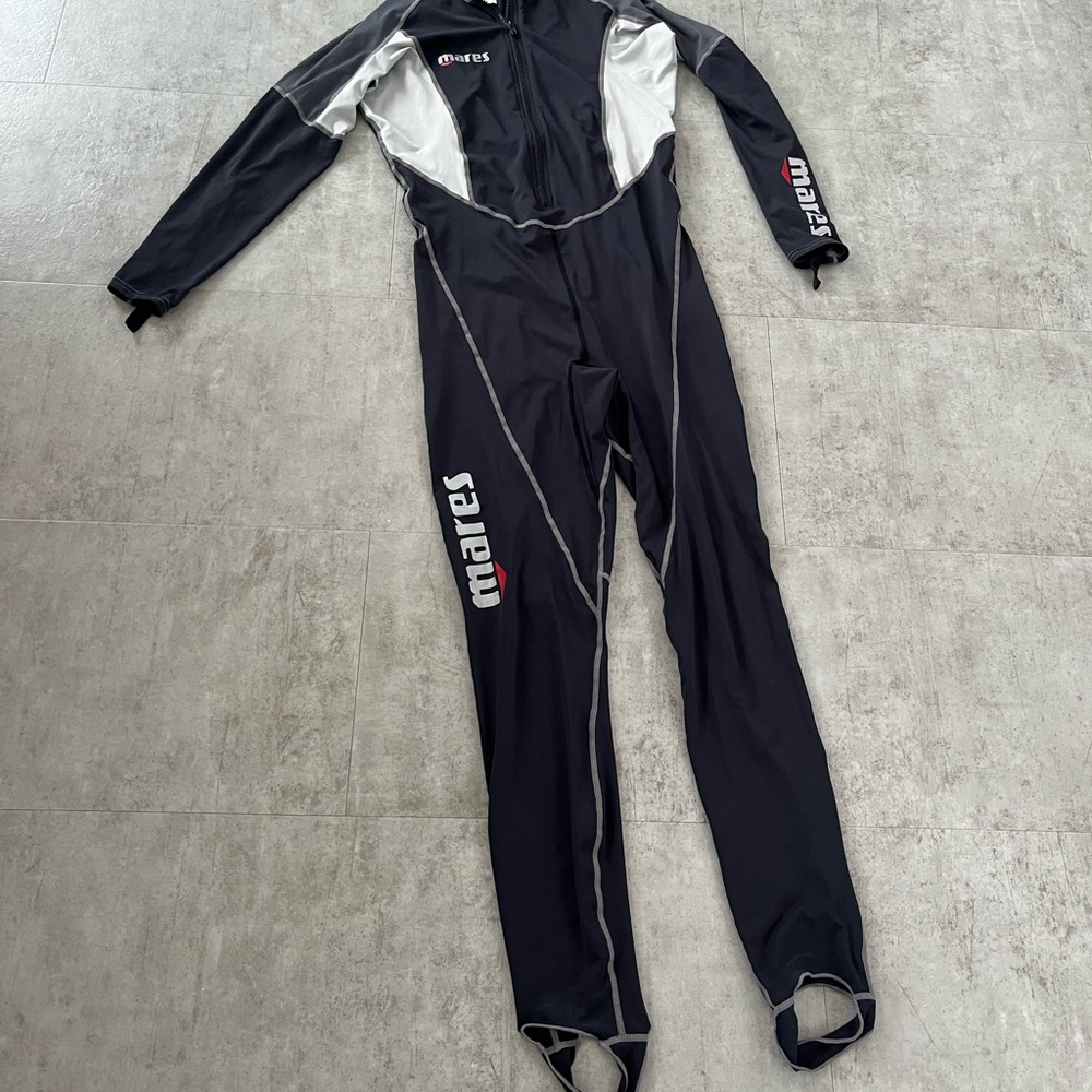 Mares Steamer Trilastic Rash Guard Men’s Small Black Full-Body Swim Suit
